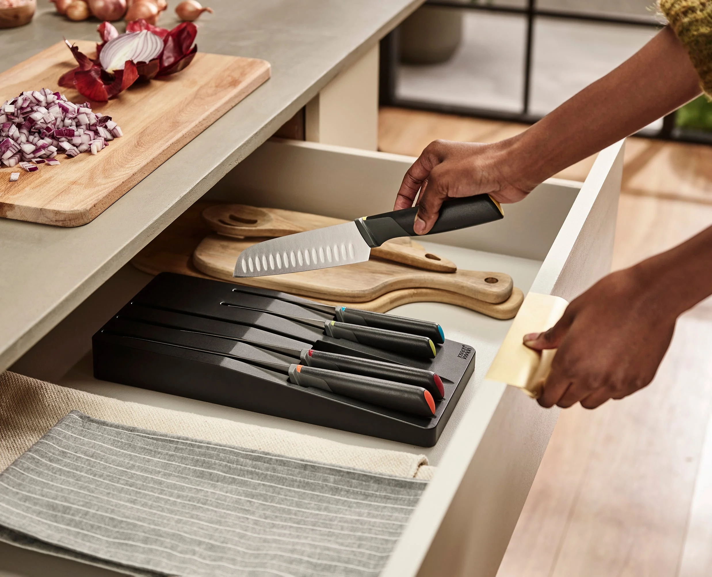 10-piece Multicolour In-drawer Knife & Utensil Set - Image 7