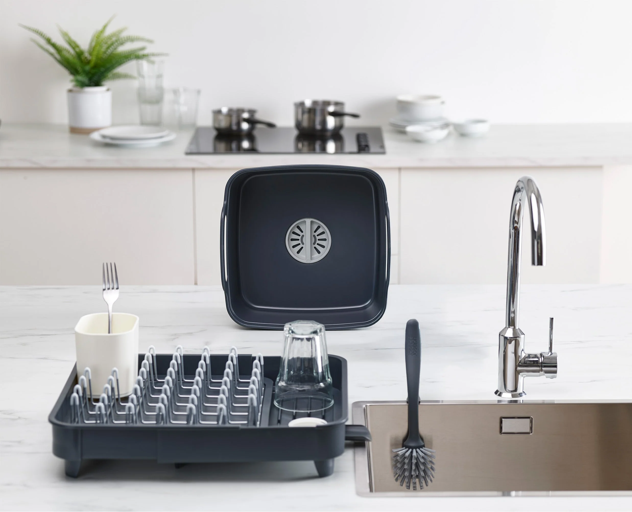 3-piece Grey Drainer, Washing-up Bowl & Brush Set - Image 4