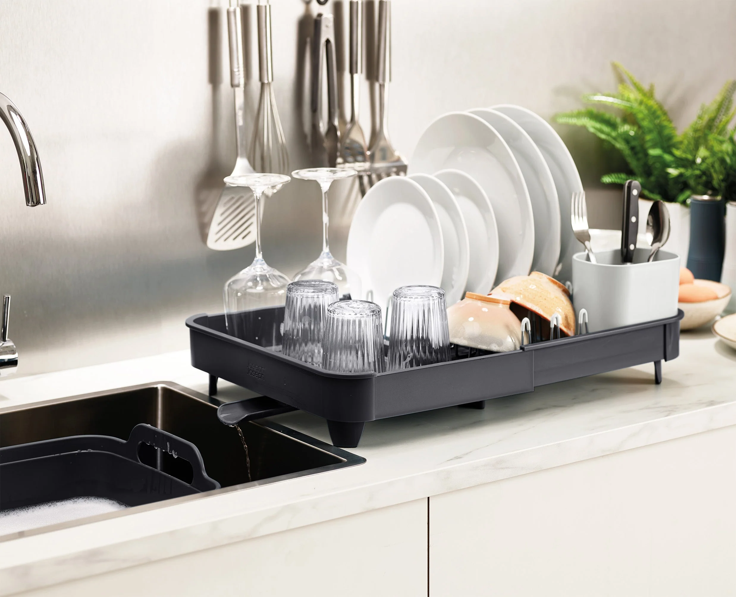 3-piece Grey Drainer, Washing-up Bowl & Brush Set - Image 6