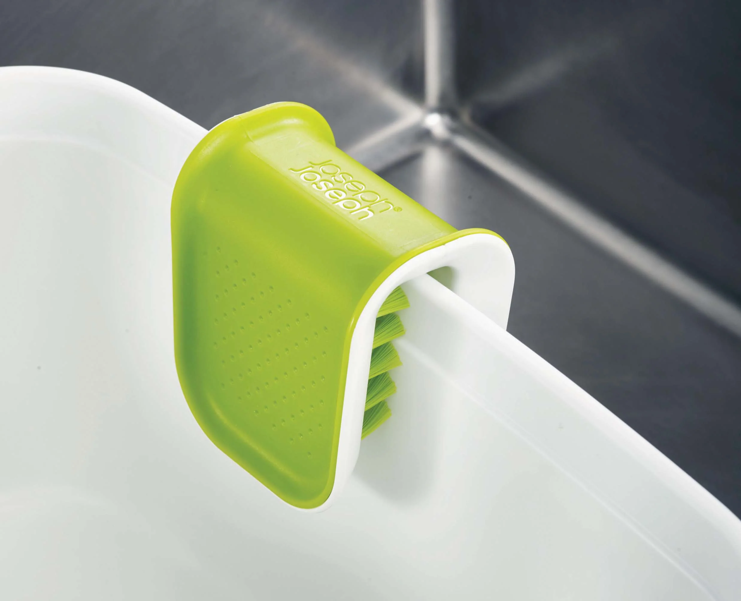 BladeBrush™ Green Knife & Cutlery Cleaning Brush - Image 5