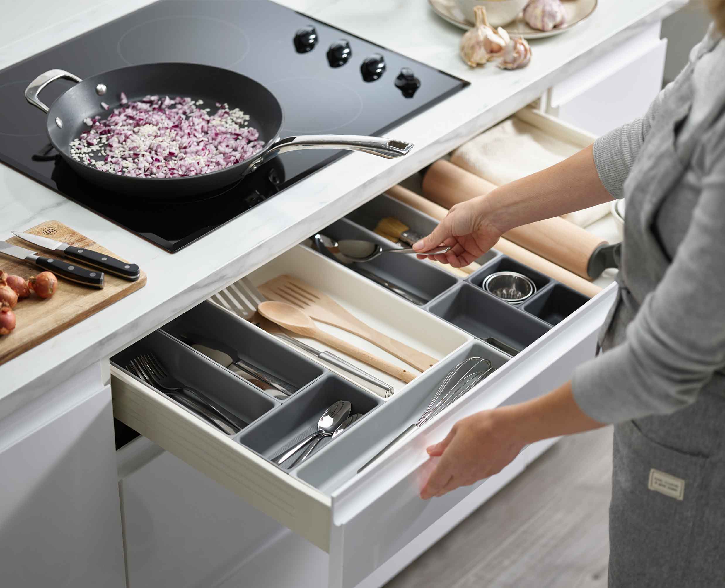 Blox™ 10-piece Grey Drawer Organiser Set - Image 3