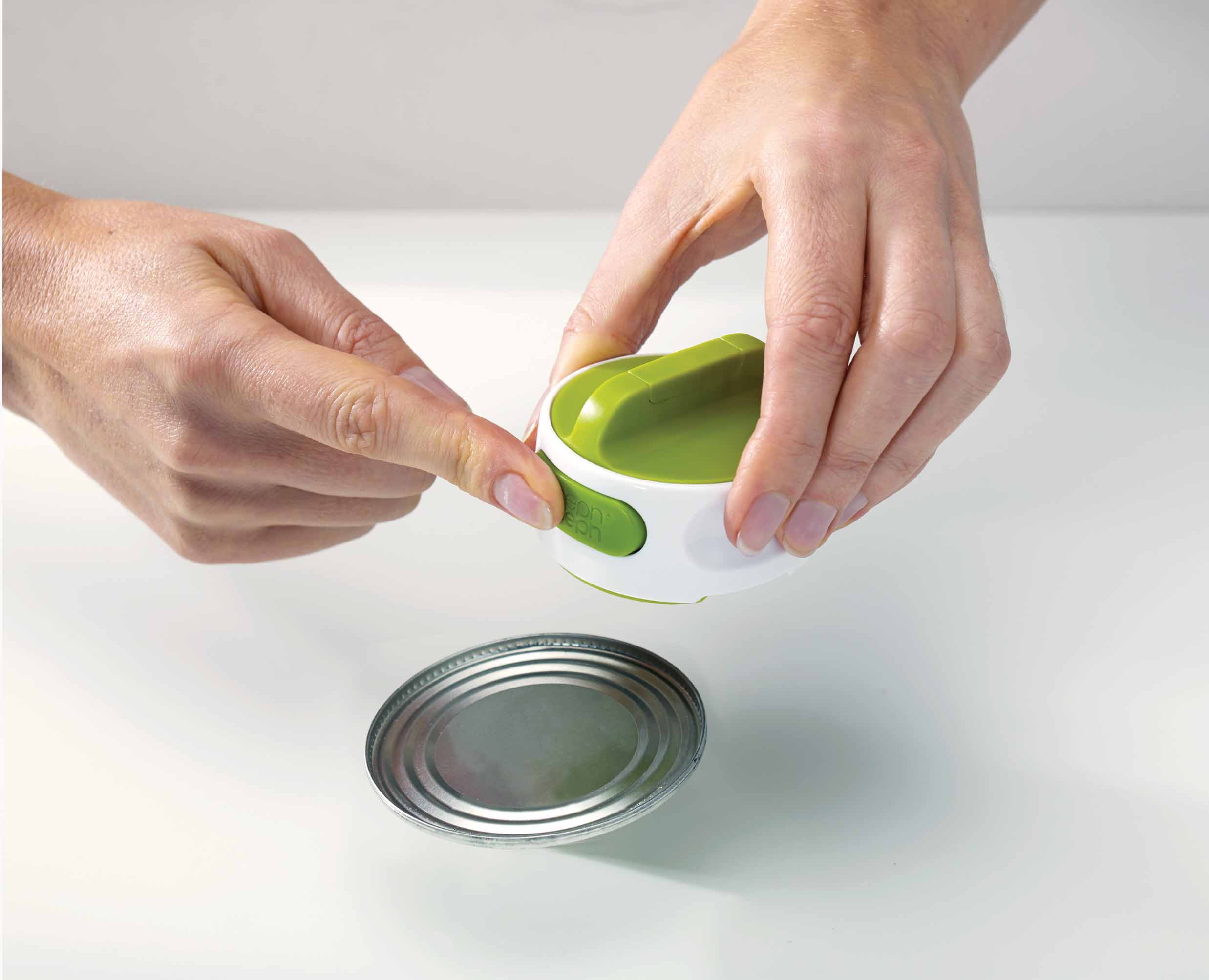 Can-Do Compact Green Can Opener - Image 5