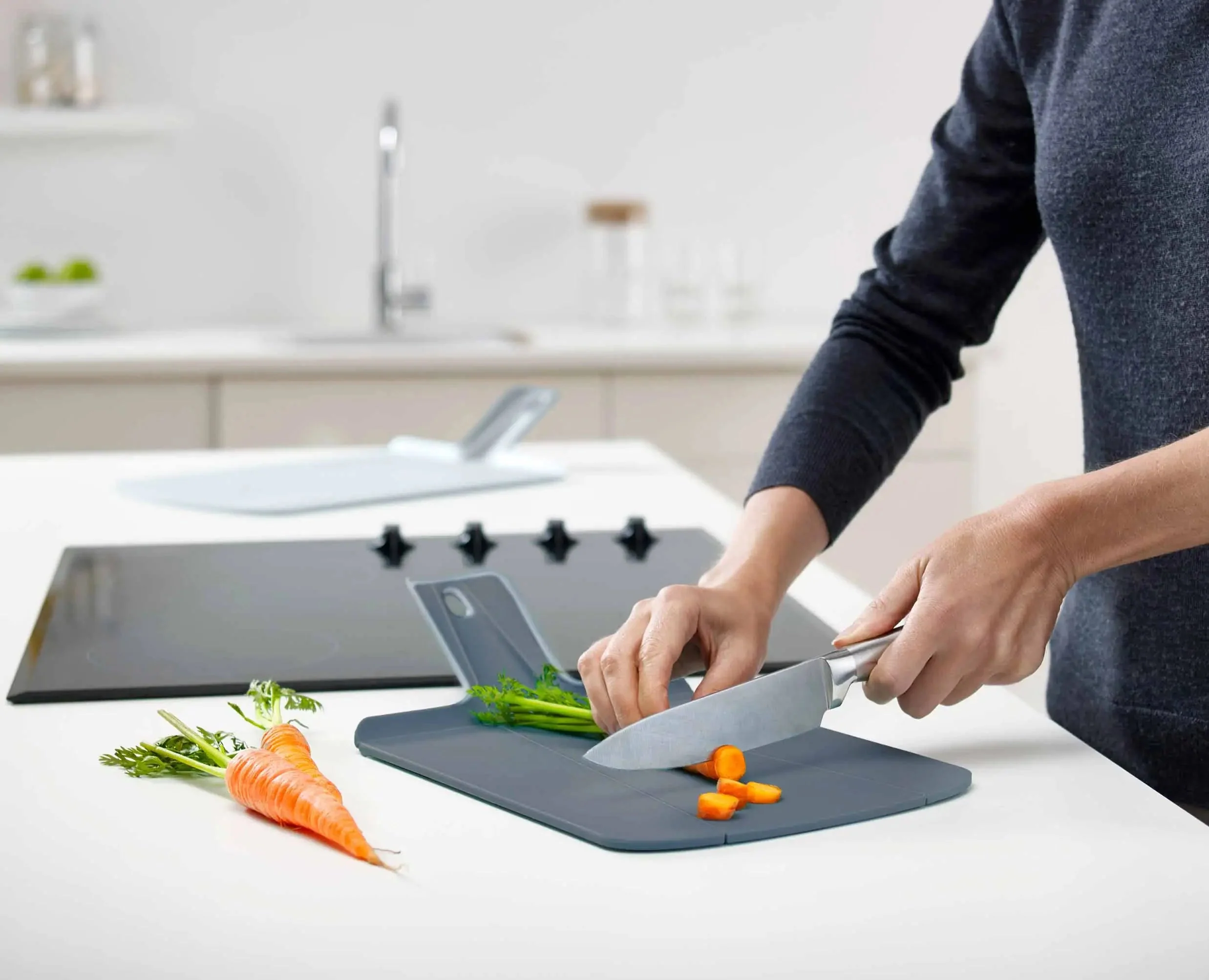Chop2Pot™ Plus 2-piece Blue Chopping Board Set - Image 3