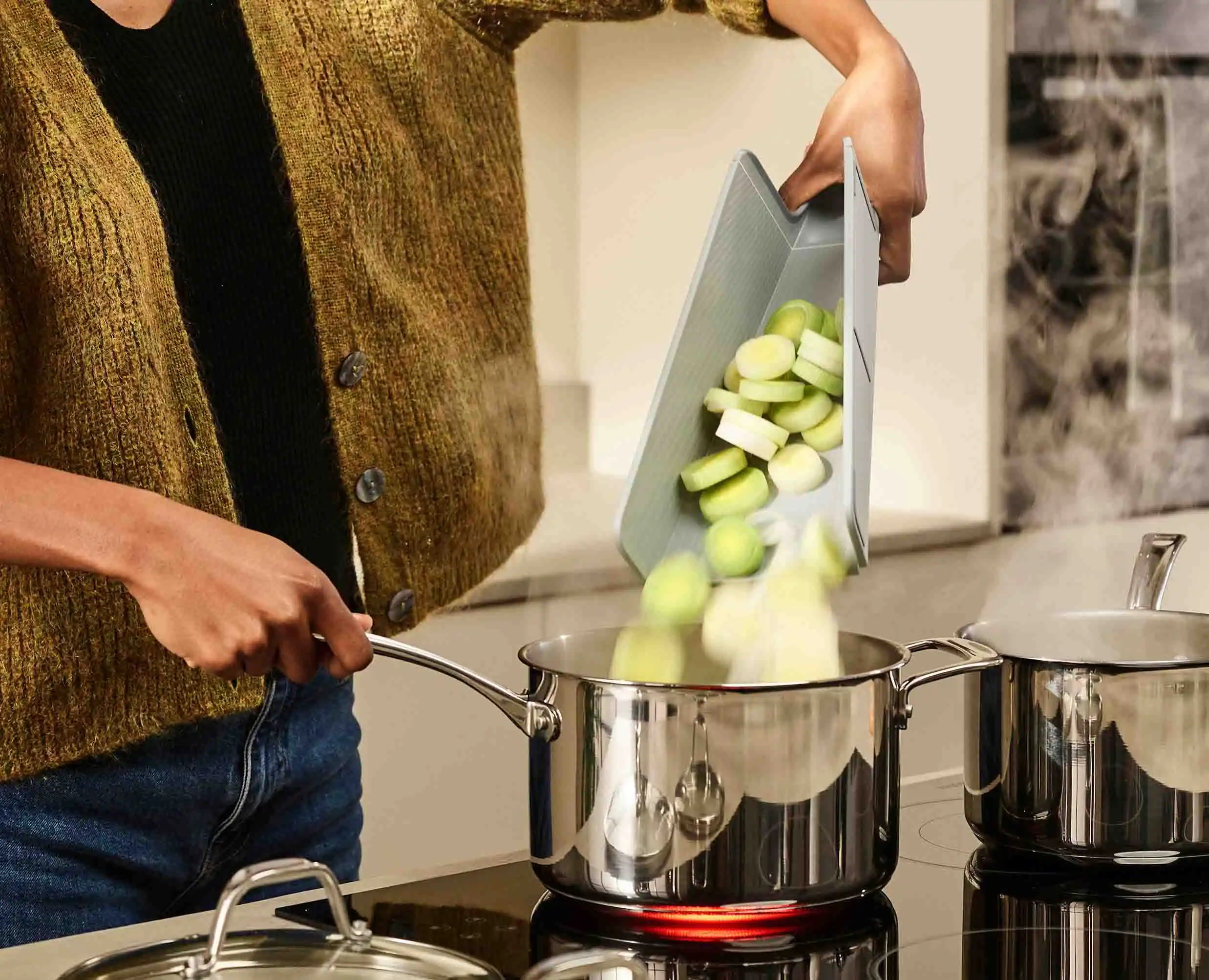 Chop2Pot™ Plus Blue Folding Chopping Board - Image 3