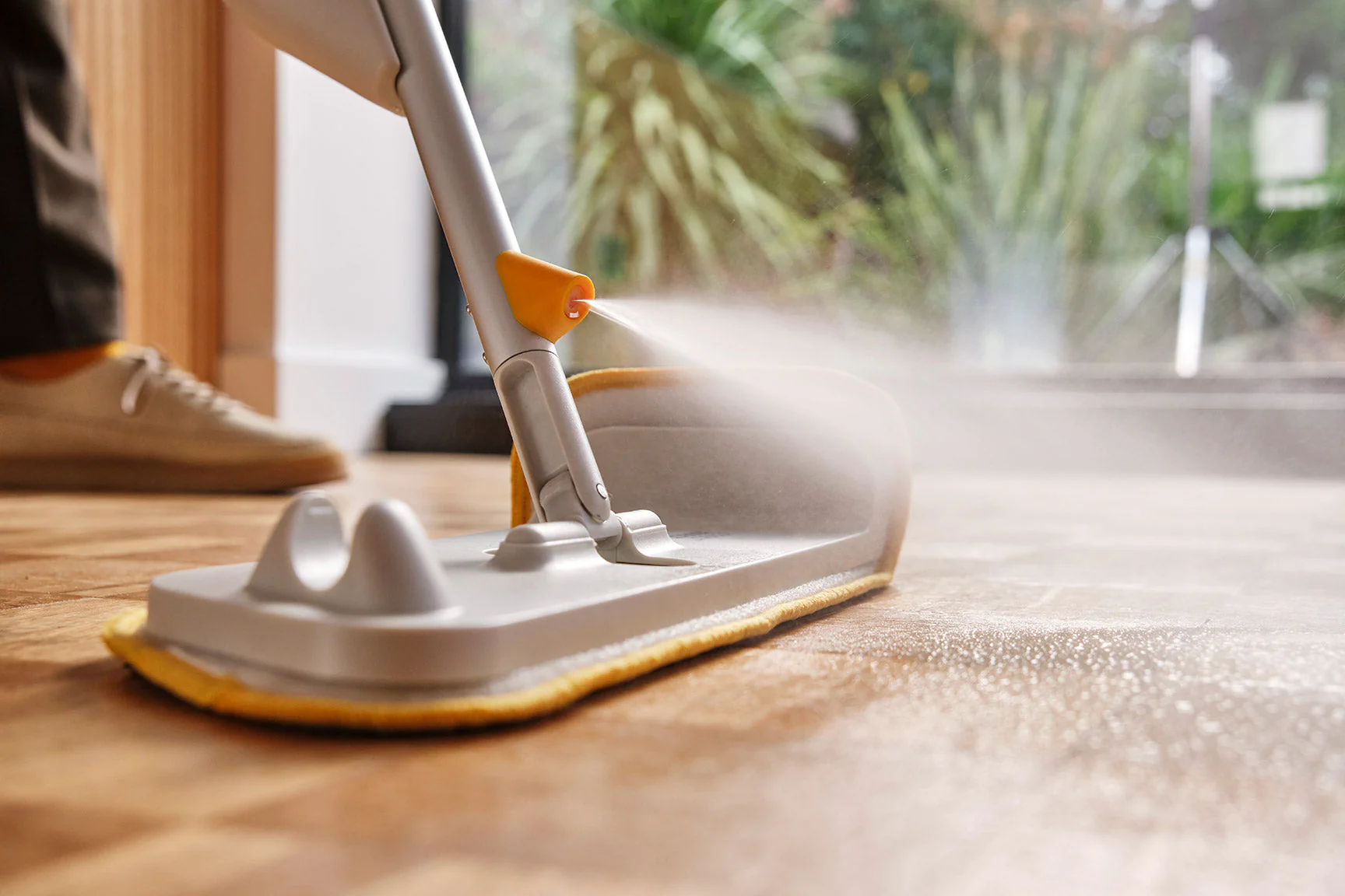 CleanTech™ 2-in-1 Spray Mop - Image 4