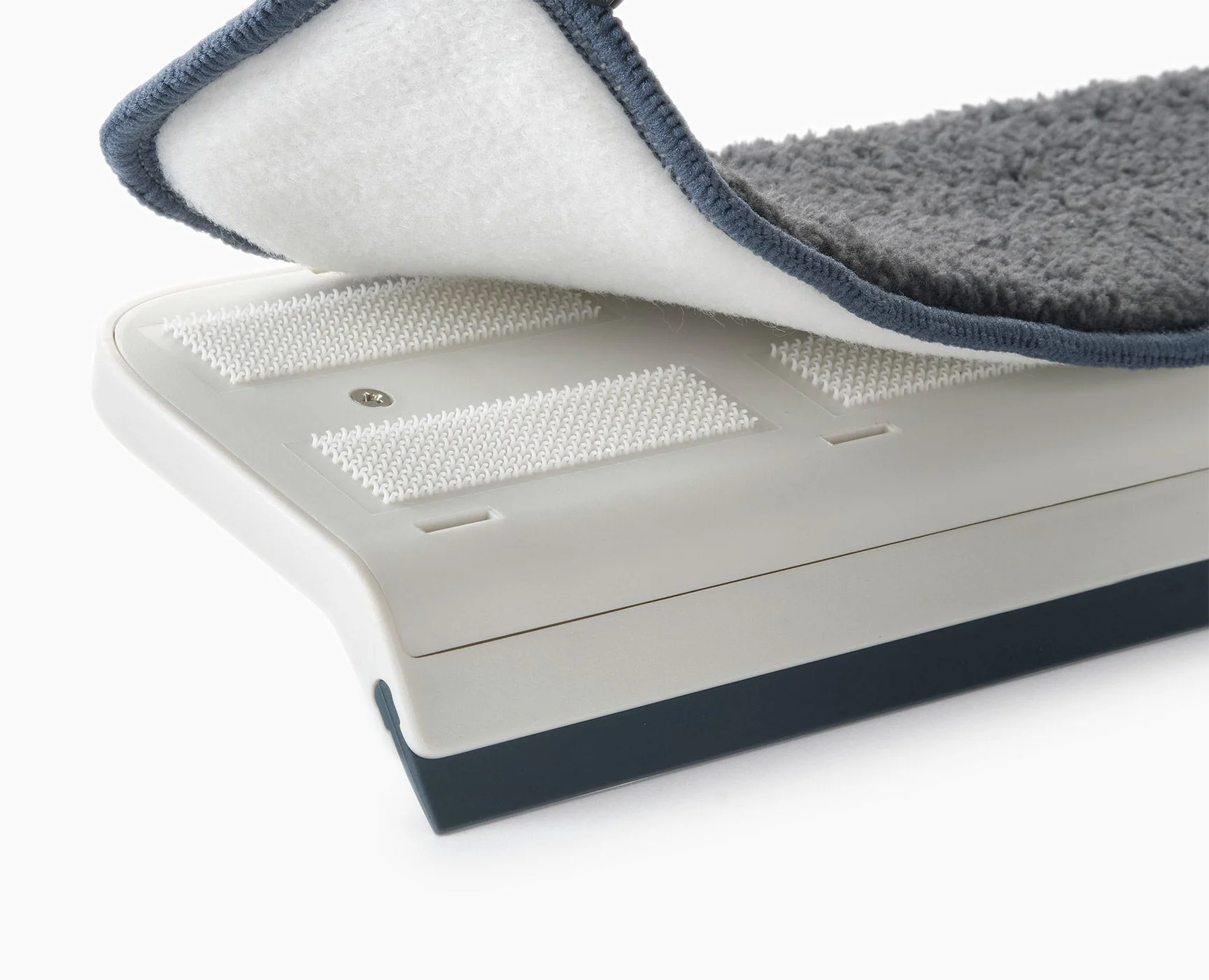 CleanTech™ Microfibre Glass Cleaning Replacement Pad - Image 4