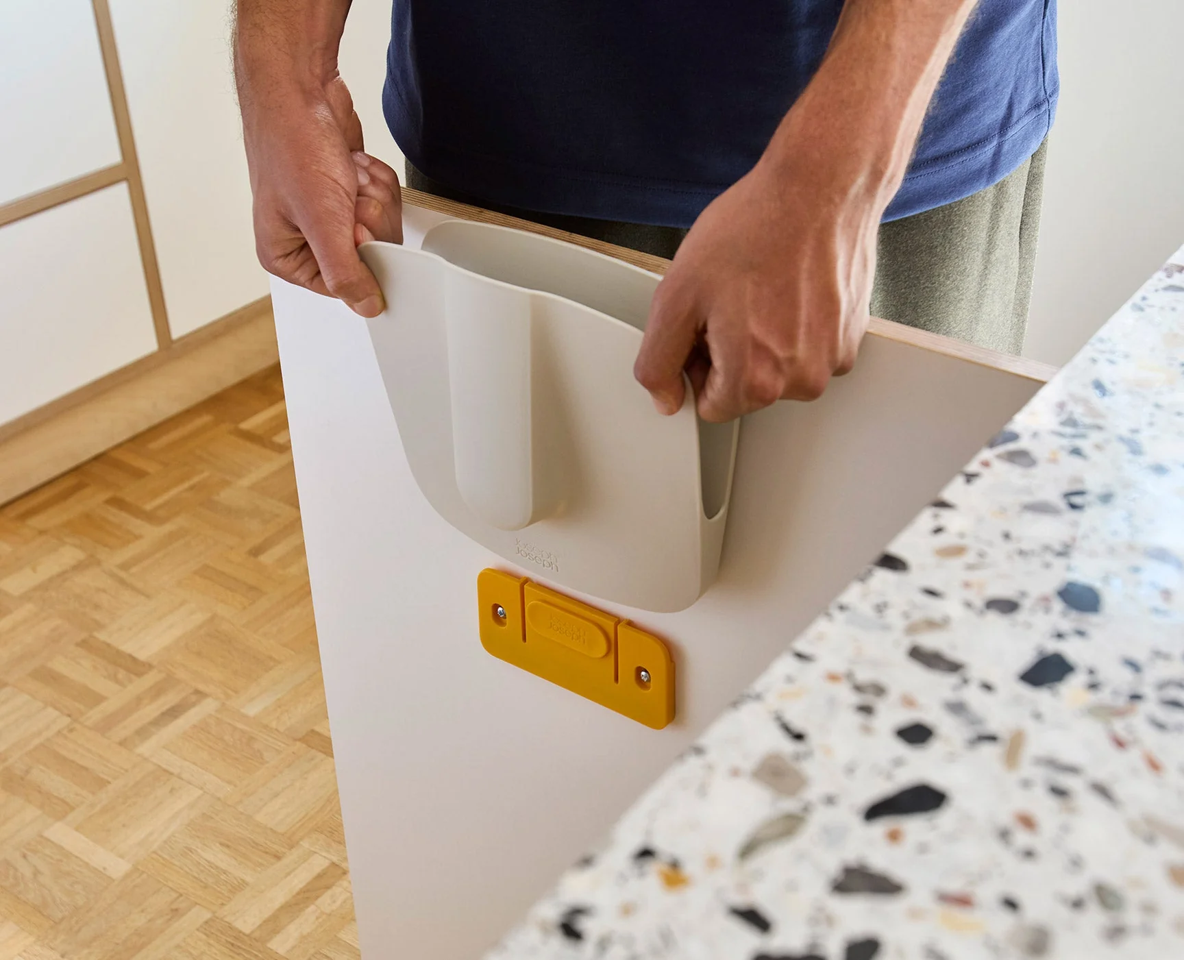 CleanTech™ Wall-Mounted Dustpan & Brush Set - Image 4