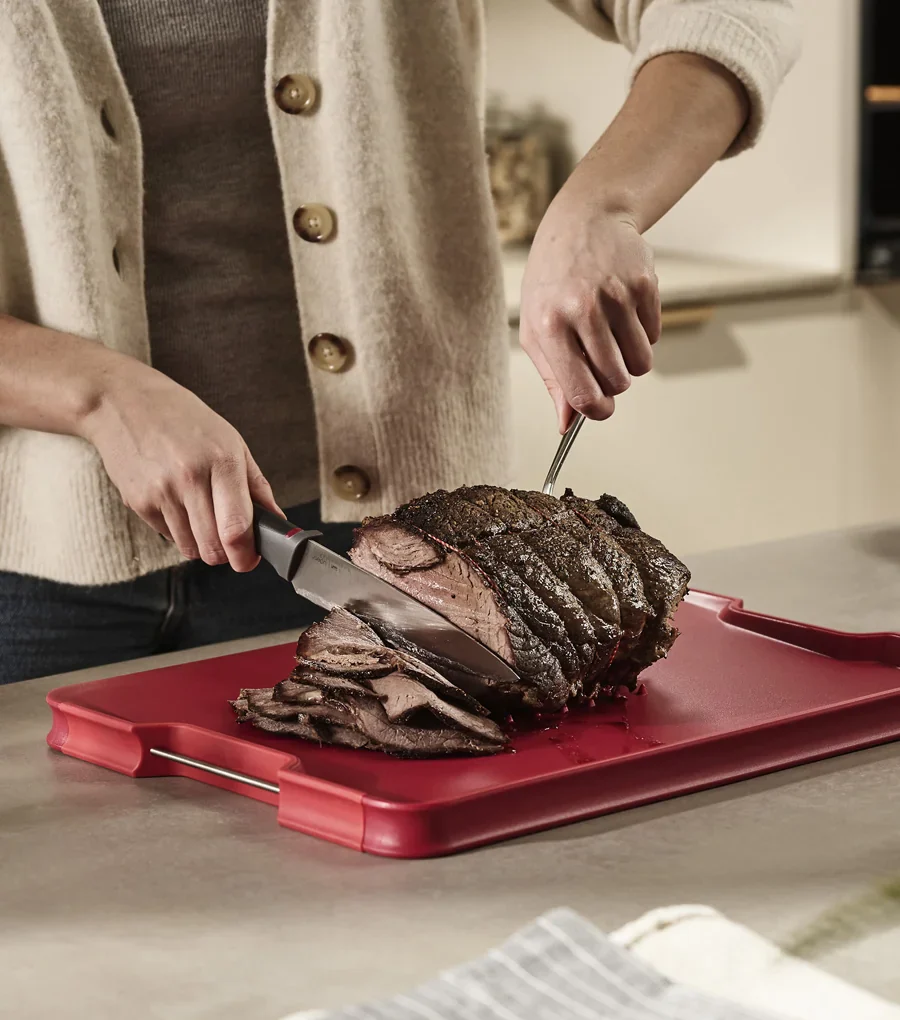 Cut&Carve⢠Plus Multi-function Red Chopping Board - Image 8