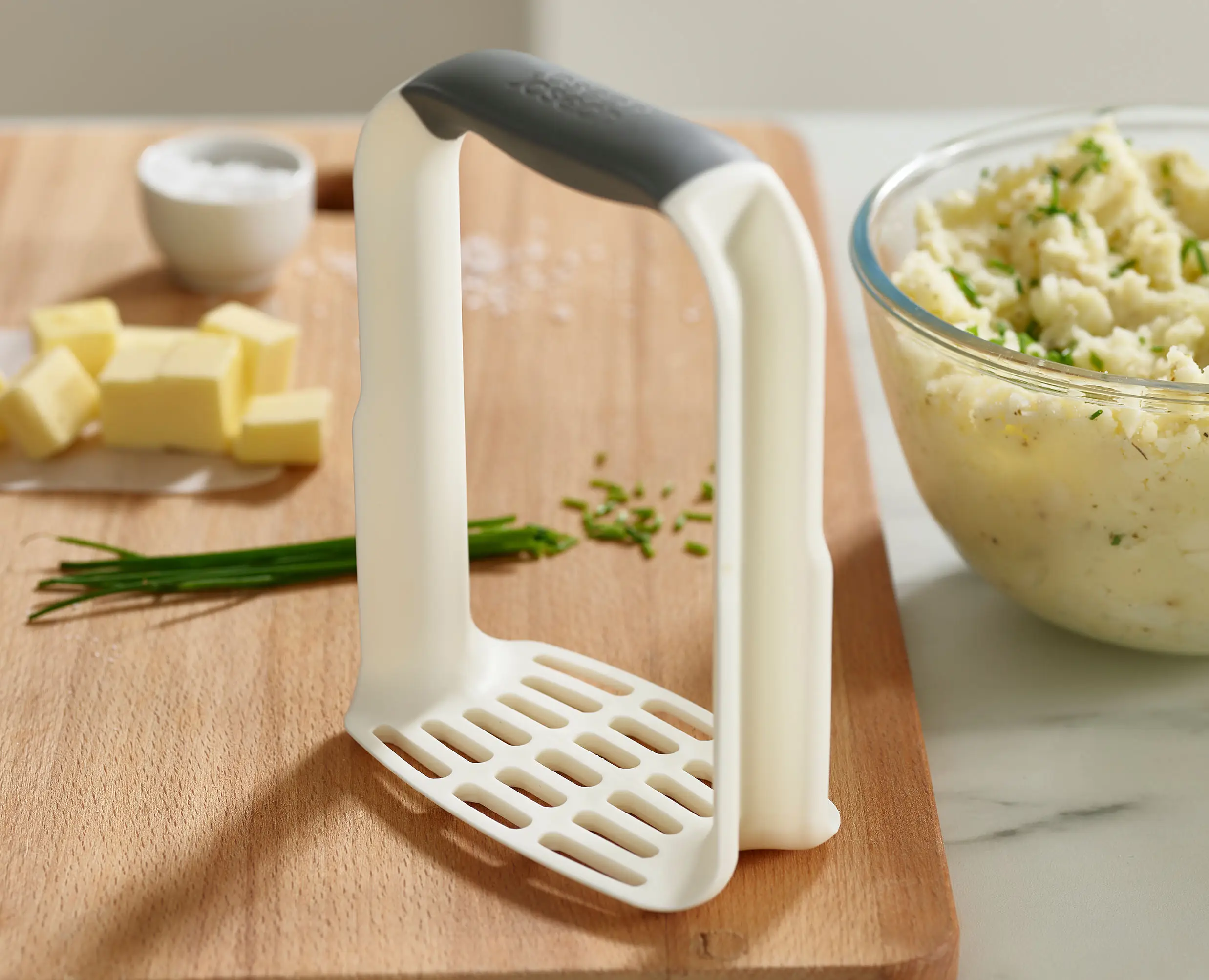 Easy-Mash™ White Potato Masher - Image 3