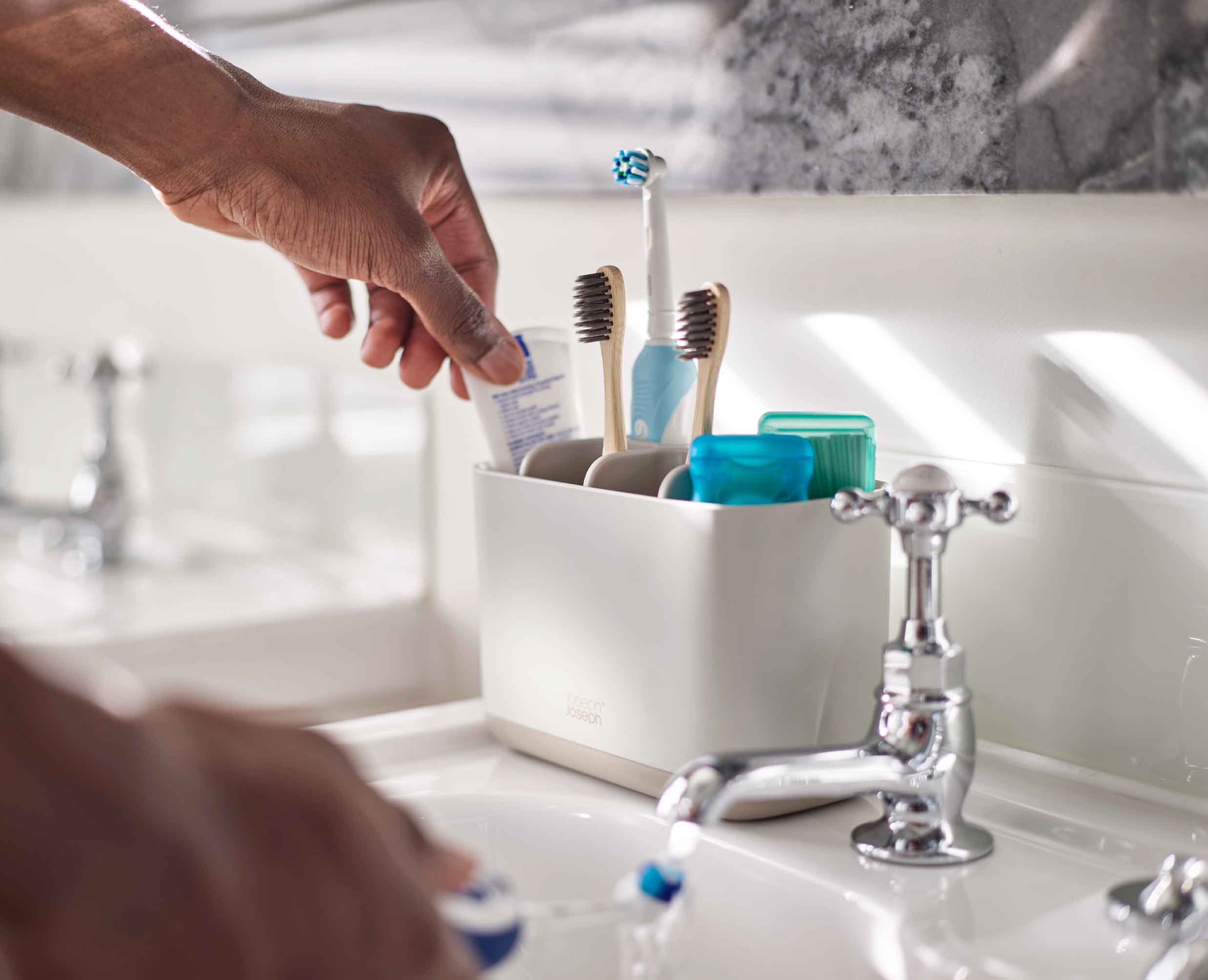 EasyStore™ Large Matt Ecru Toothbrush Holder - Image 3