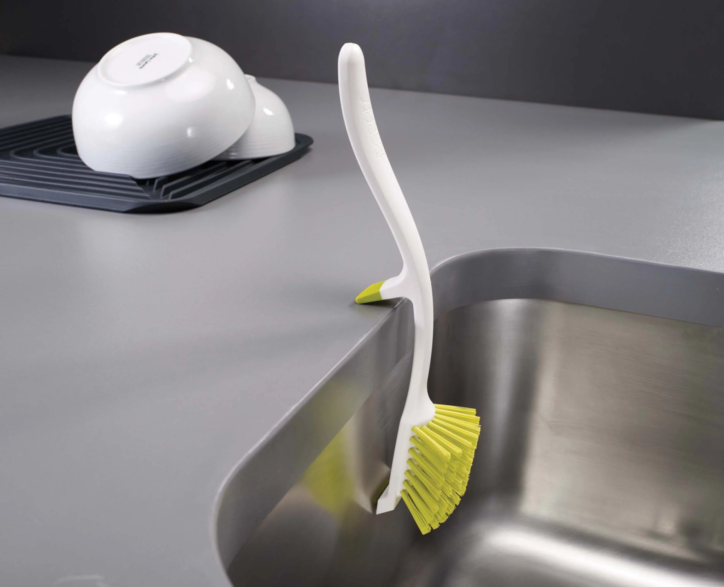 Edge™ Grey Washing Up Brush - Image 4