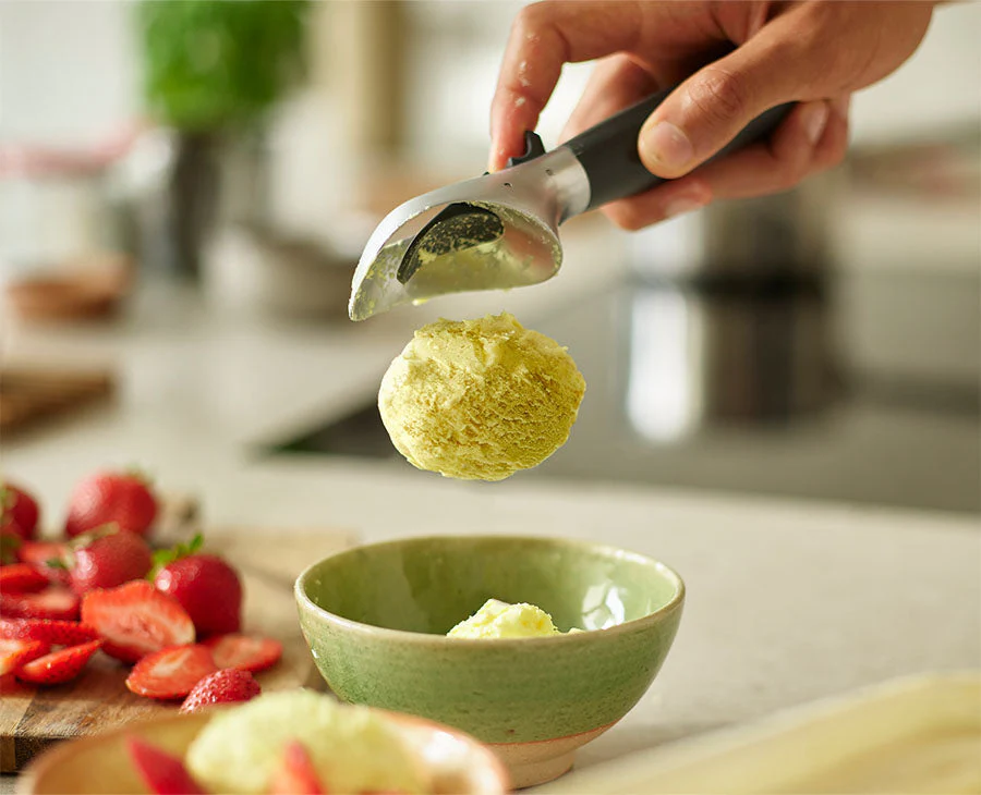 Elevate⢠Grey Ice-cream Scoop - Image 2