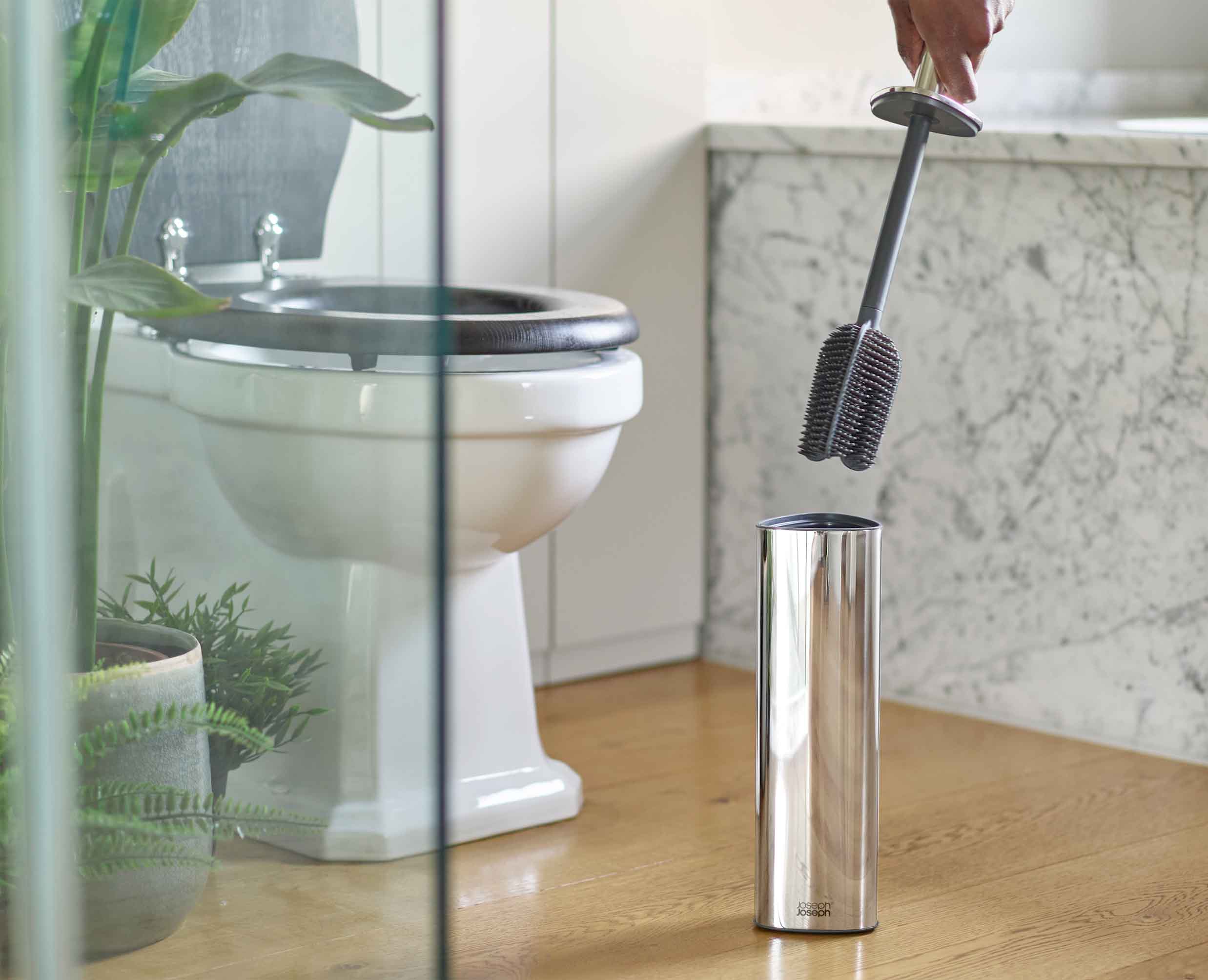Flex™ 360 Luxe Toilet Brush with Stainless-steel Finish - Image 3