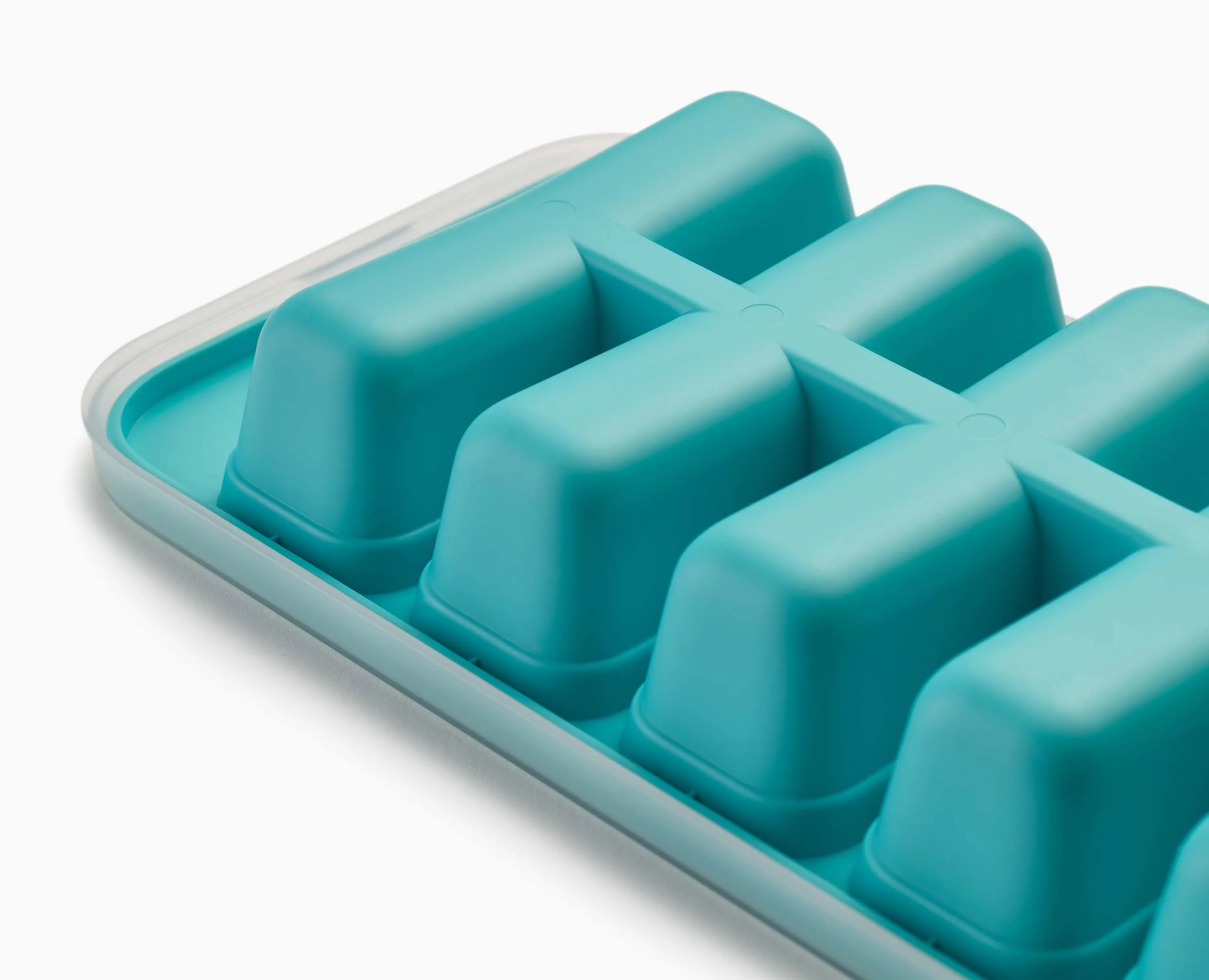 Flow™ Pack of 2 Easy-fill Blue Ice-cube Trays - Image 7