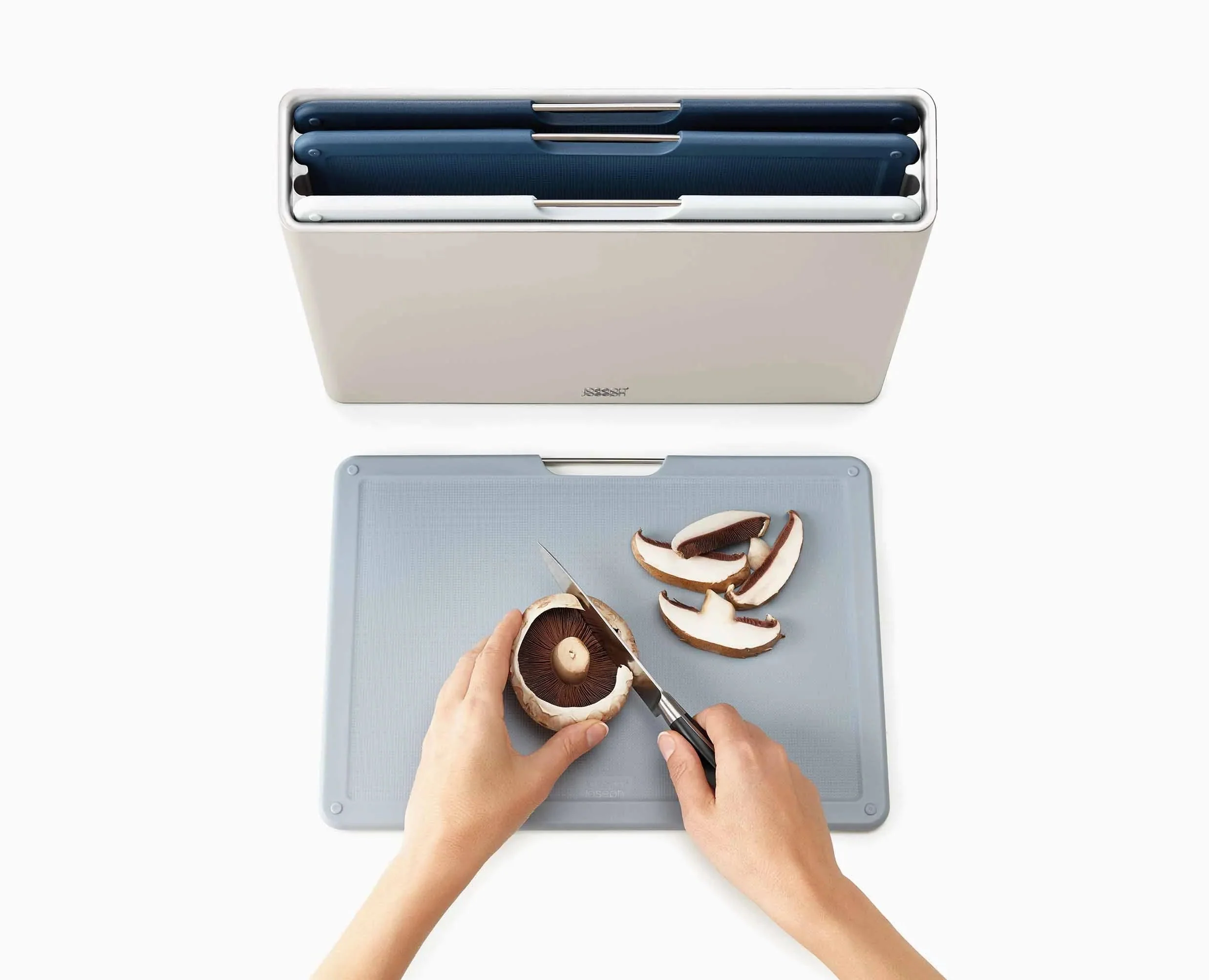 Folio™ 4-piece Blue Chopping Board Set - Editions - Image 5