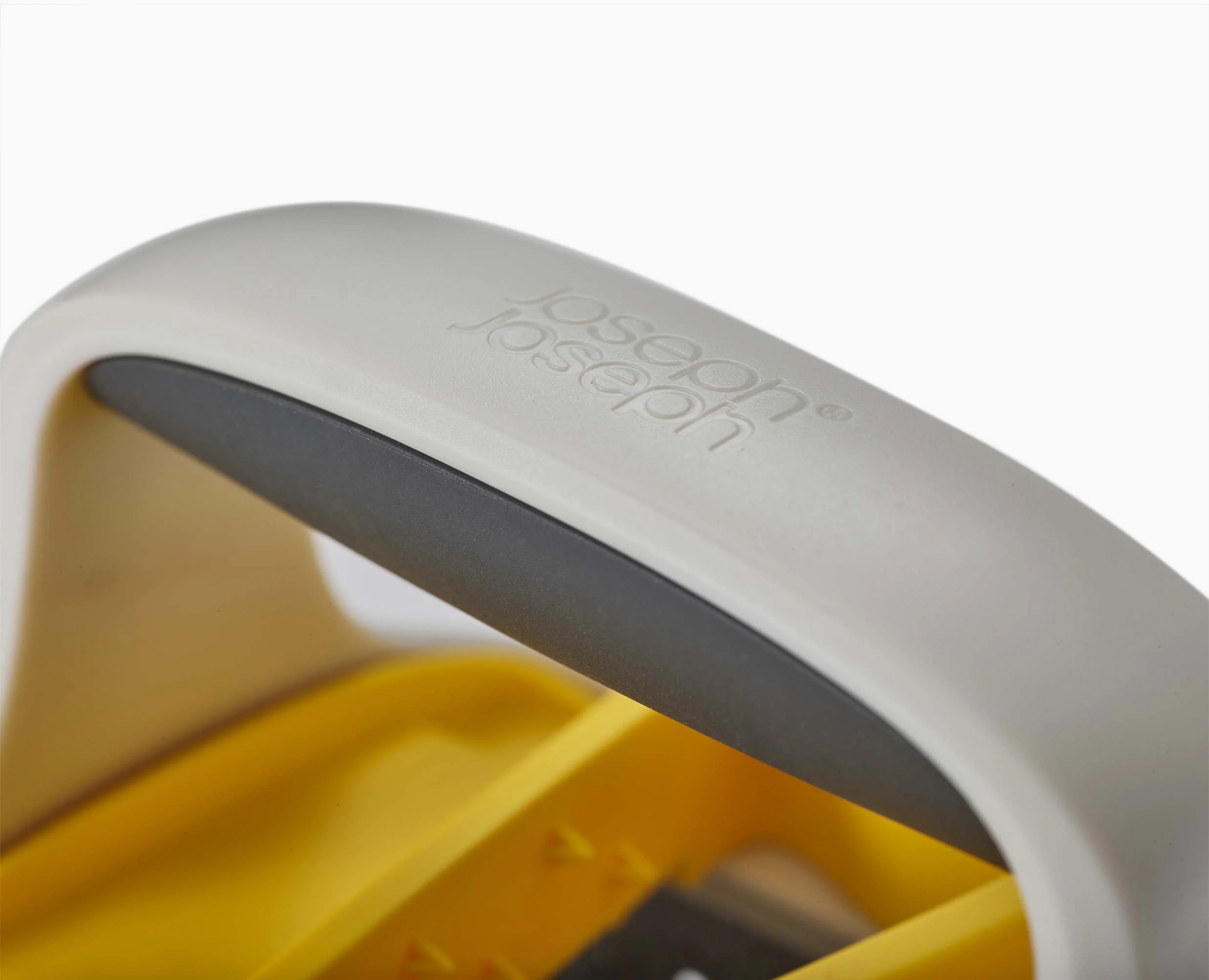 Multi-Grip™ Box Grater with Precision Food-Grip - Image 5