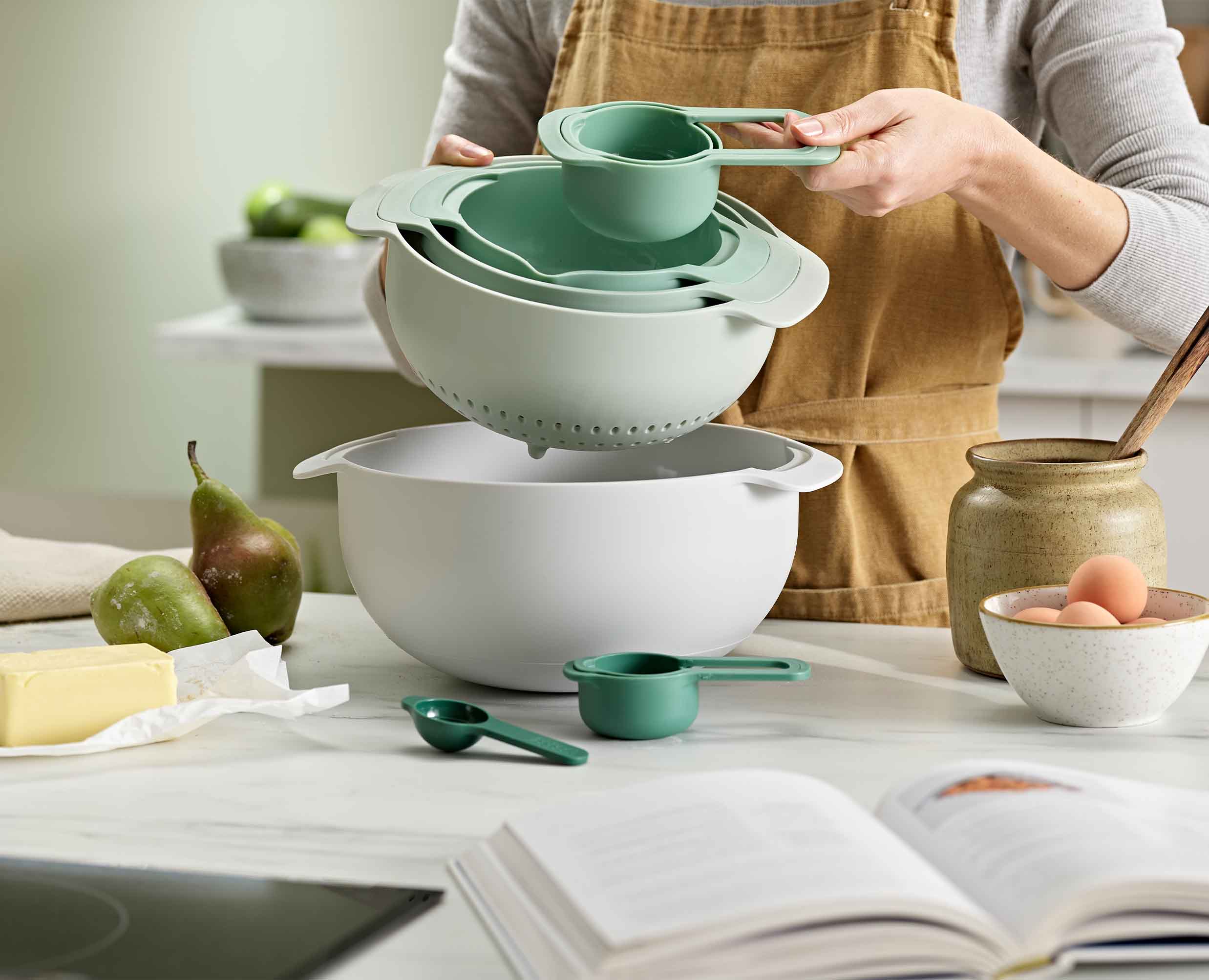 Nest™ 9 Plus Green Bowl Set - Editions - Image 3