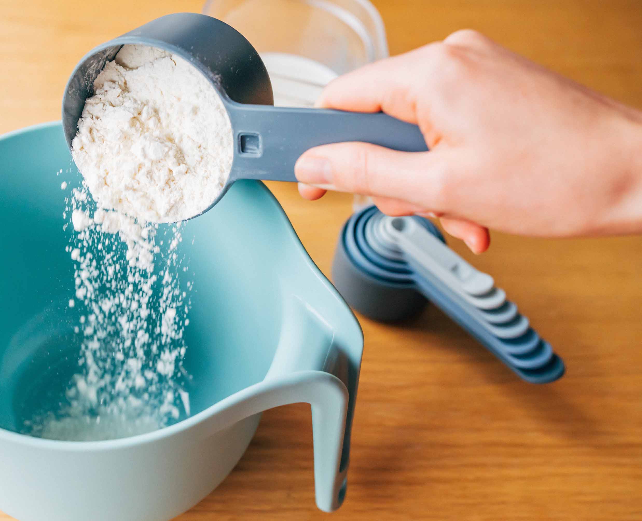 Nest™ Measure Blue Measuring Cups - Image 3