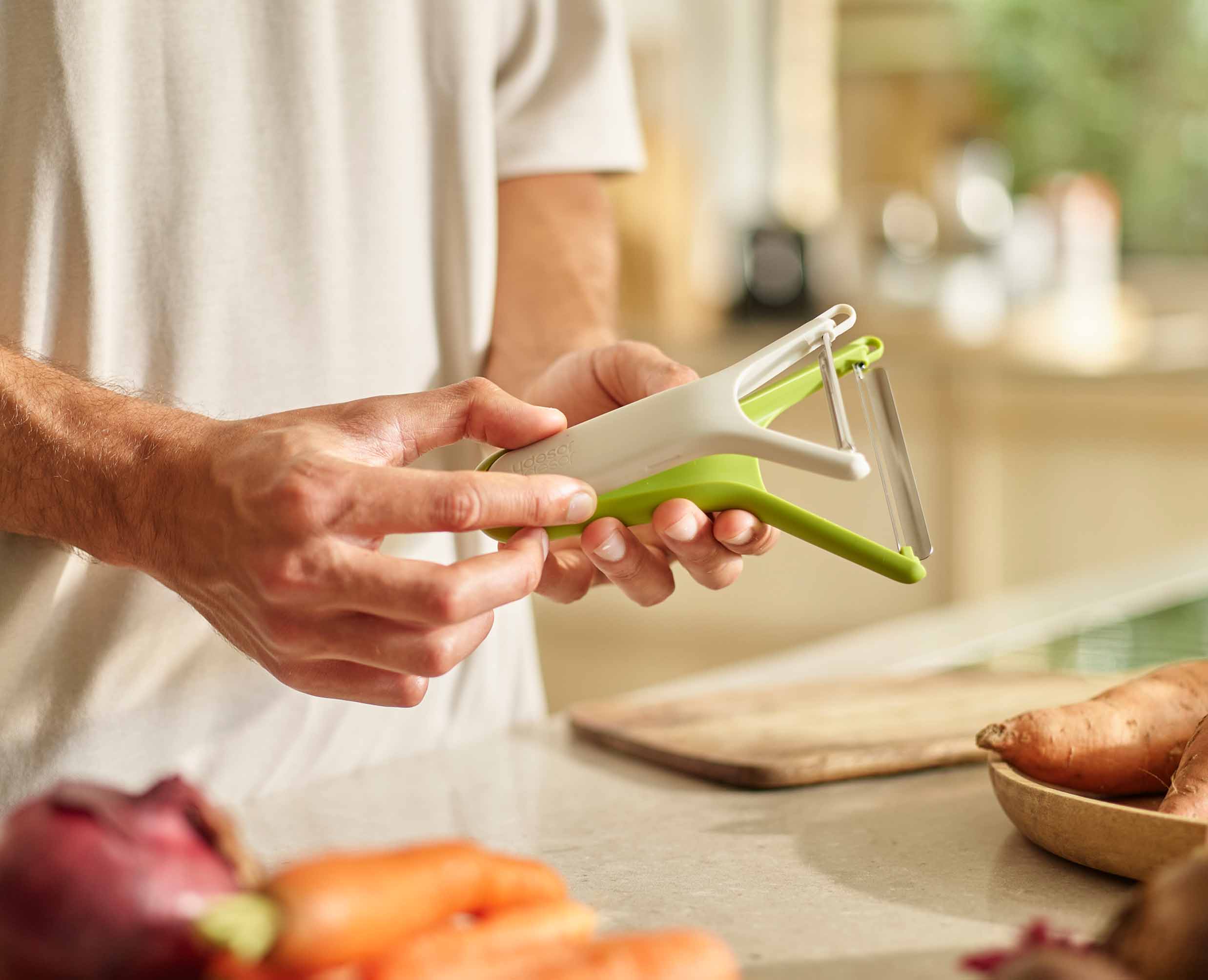Nest™ Peel Set of 2 Peelers - Image 3