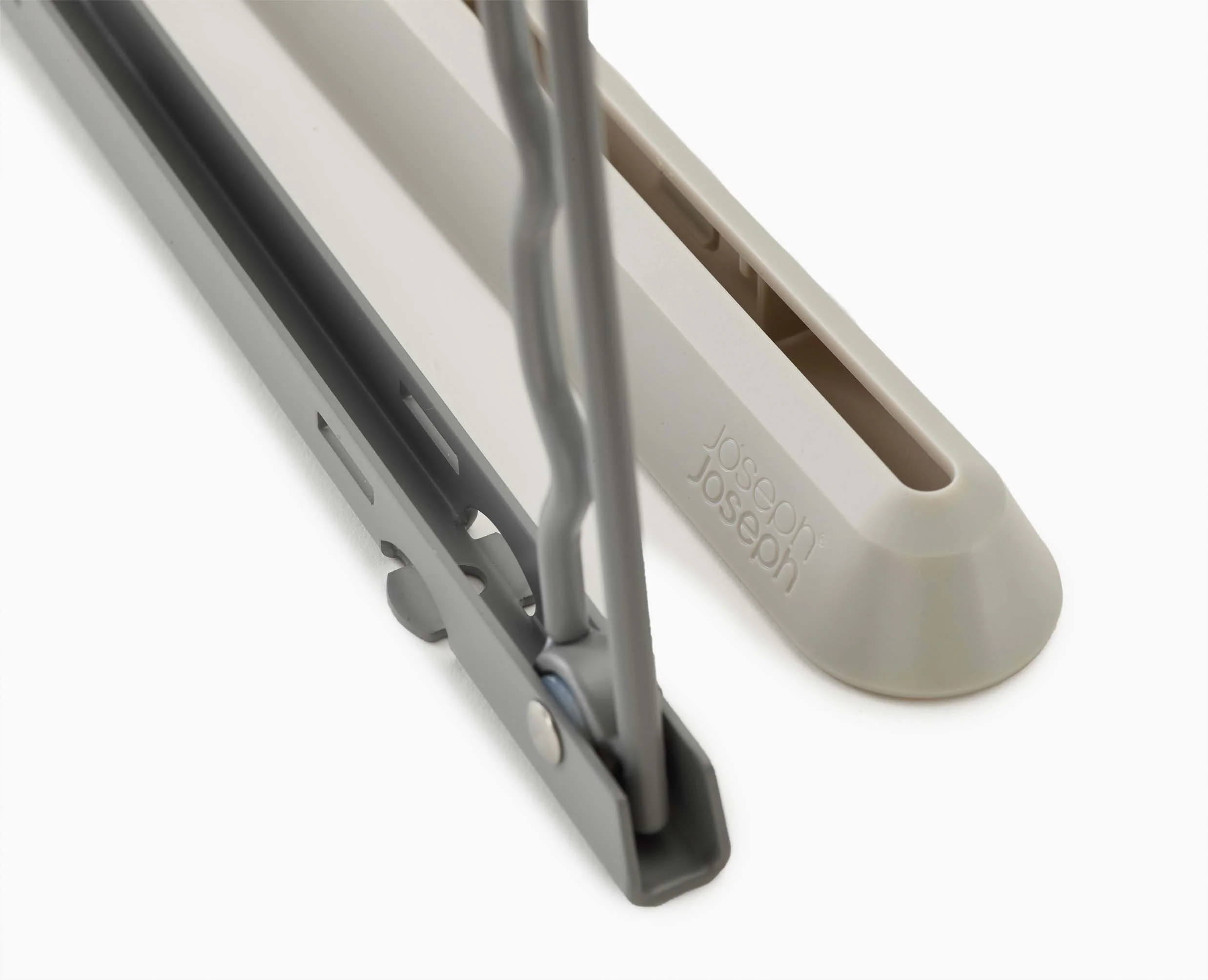 Orderly™ Ecru Retractable Hanging Rail - Image 5