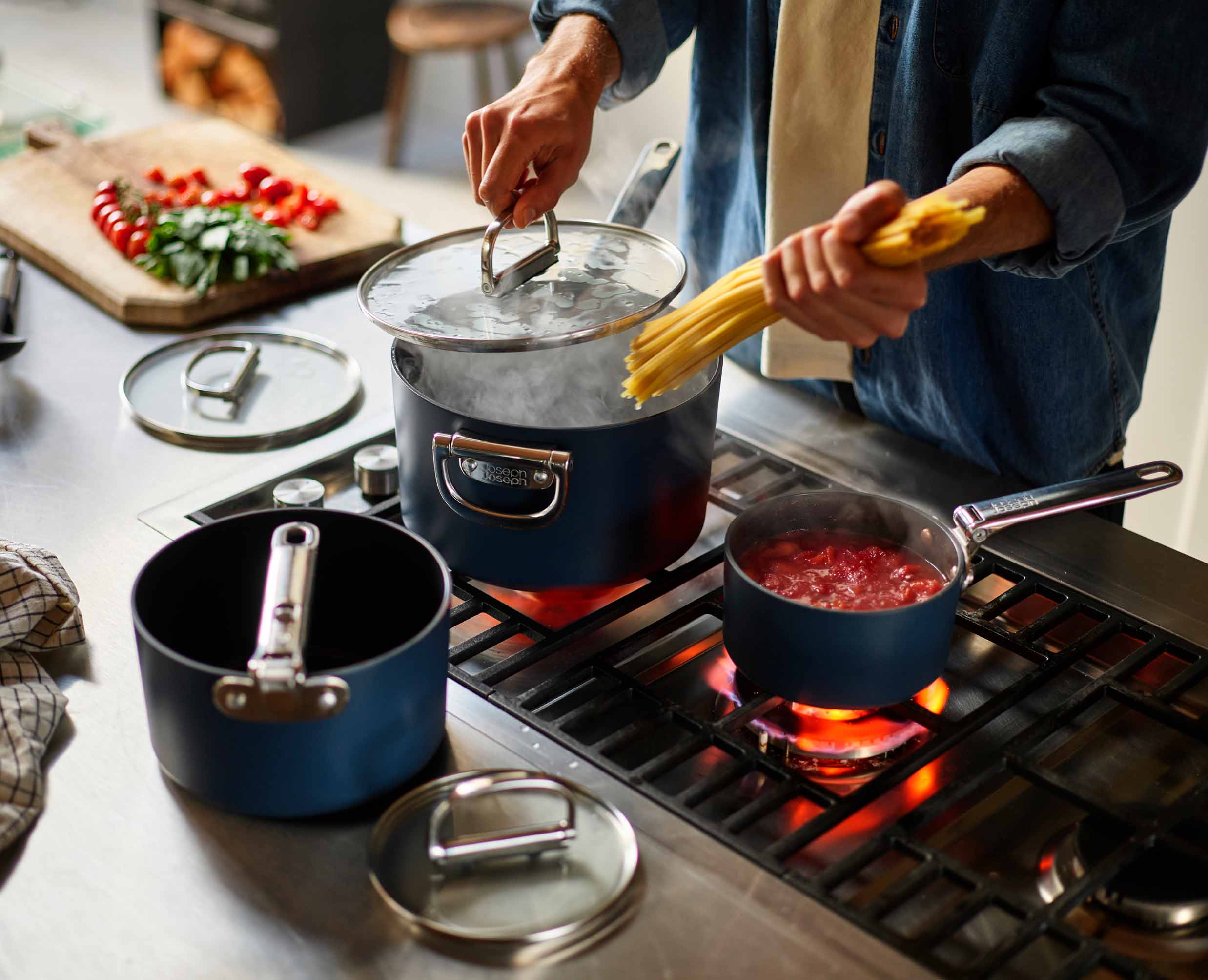 Space Folding Handle Ceramic Non-stick 19cm Blue Saucepan & Lid - Image 3