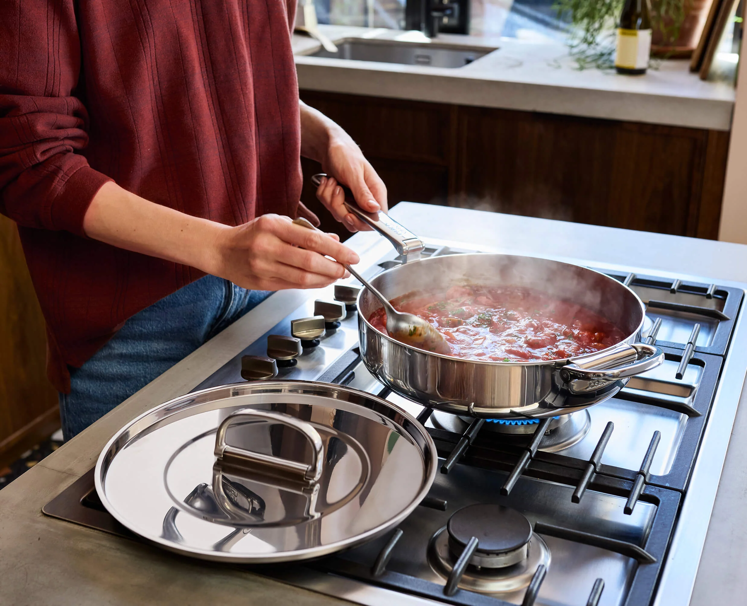 Space Steel Folding Handle 28cm Saute Pan & Lid - Image 3