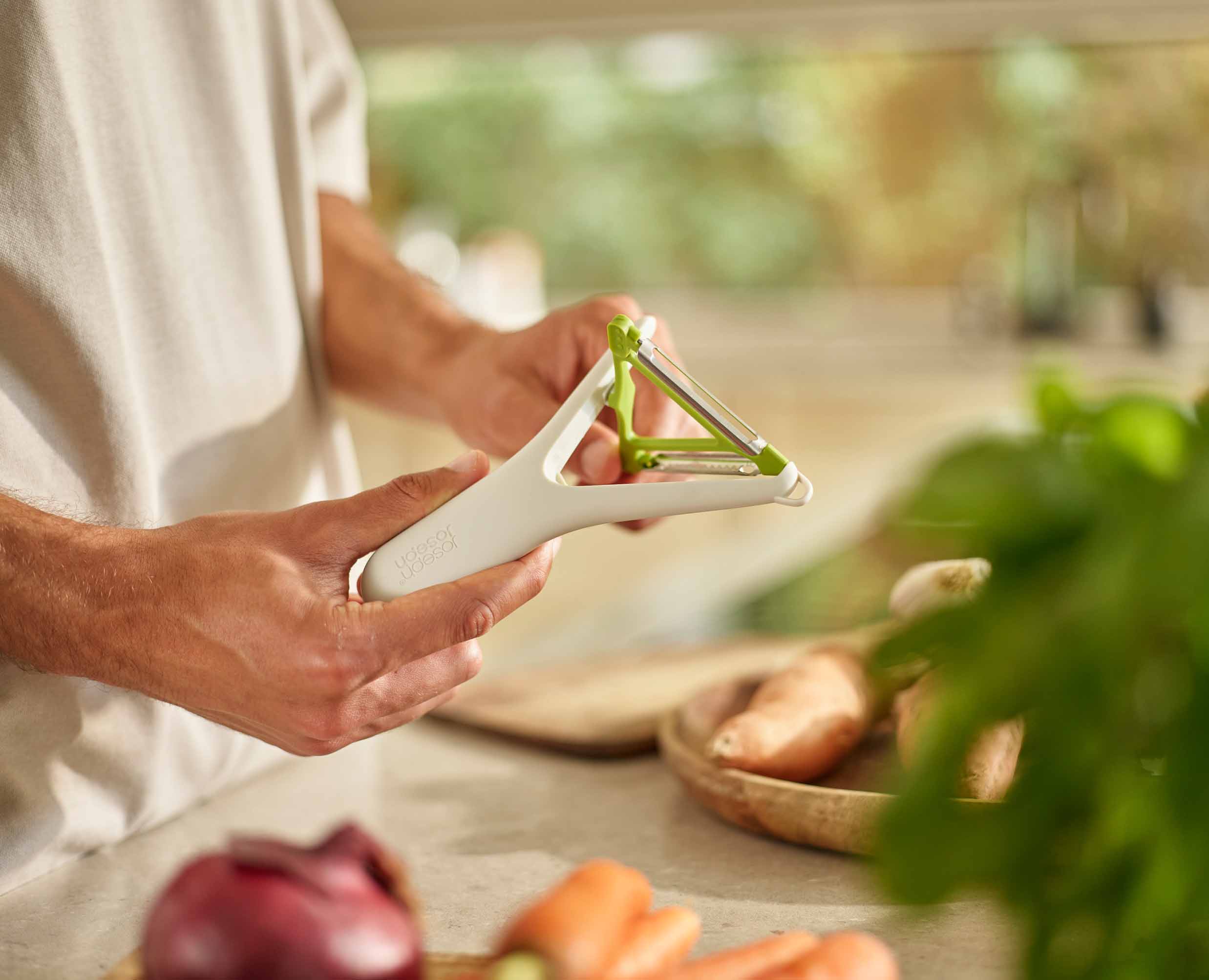 Switch™ 2-in-1 Peeler - Image 3