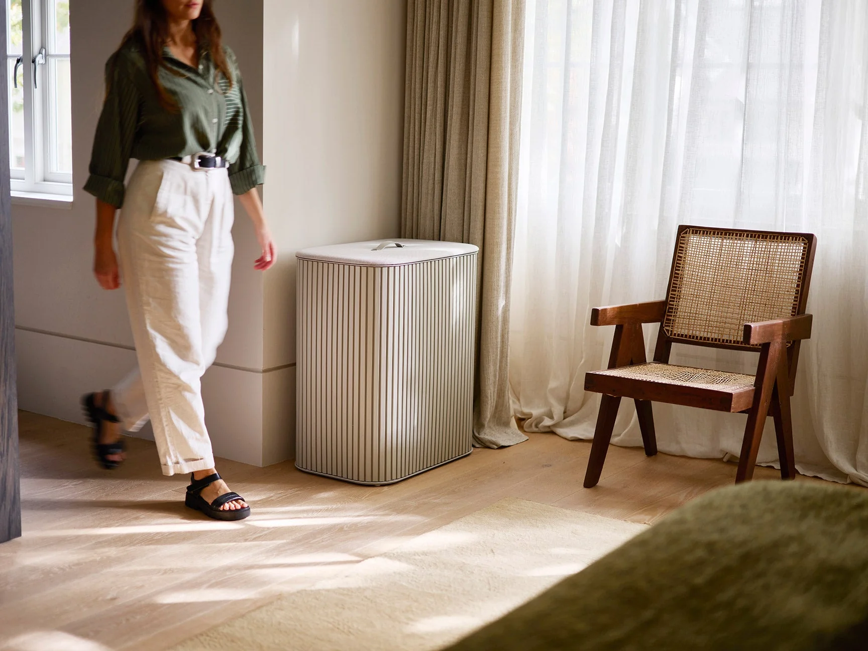 Tota Luxe 90L Ecru Laundry Separation Basket - Image 3