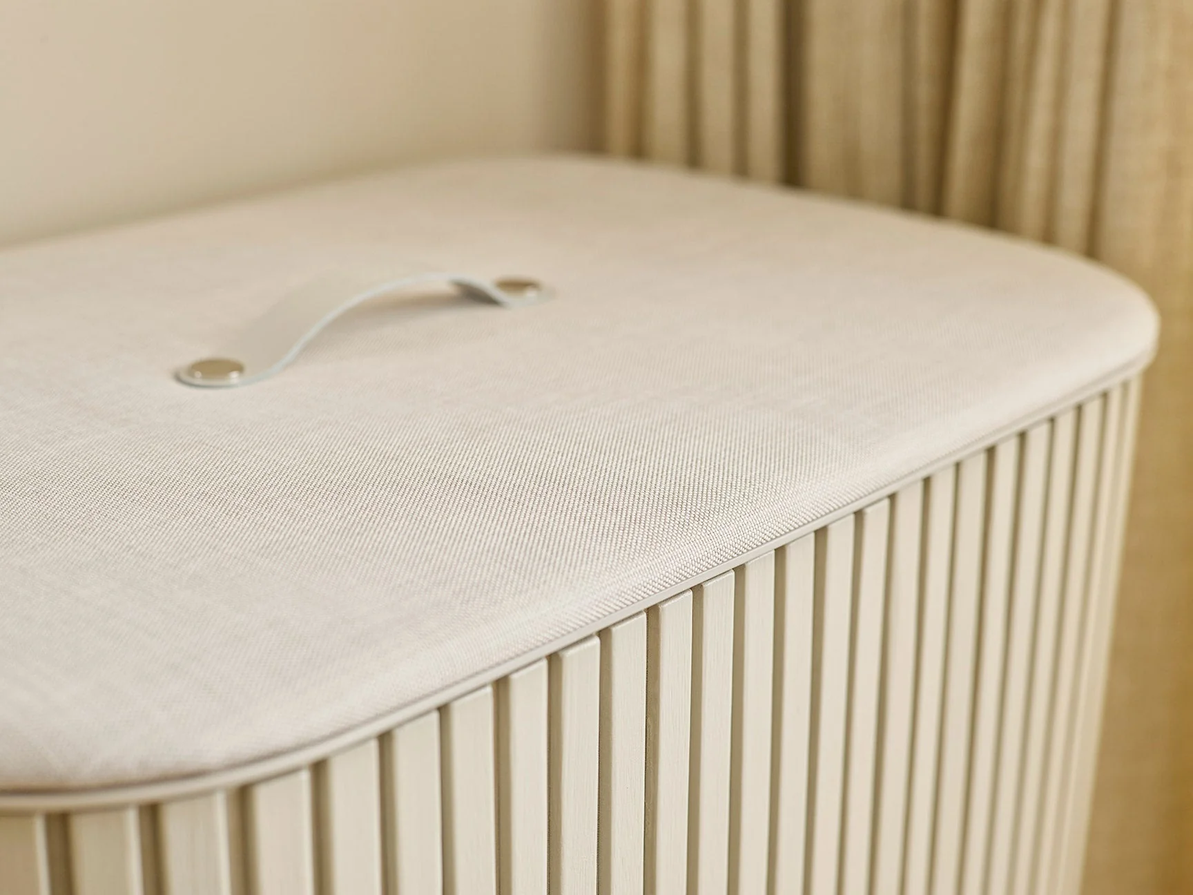 Tota Luxe 90L Ecru Laundry Separation Basket - Image 4