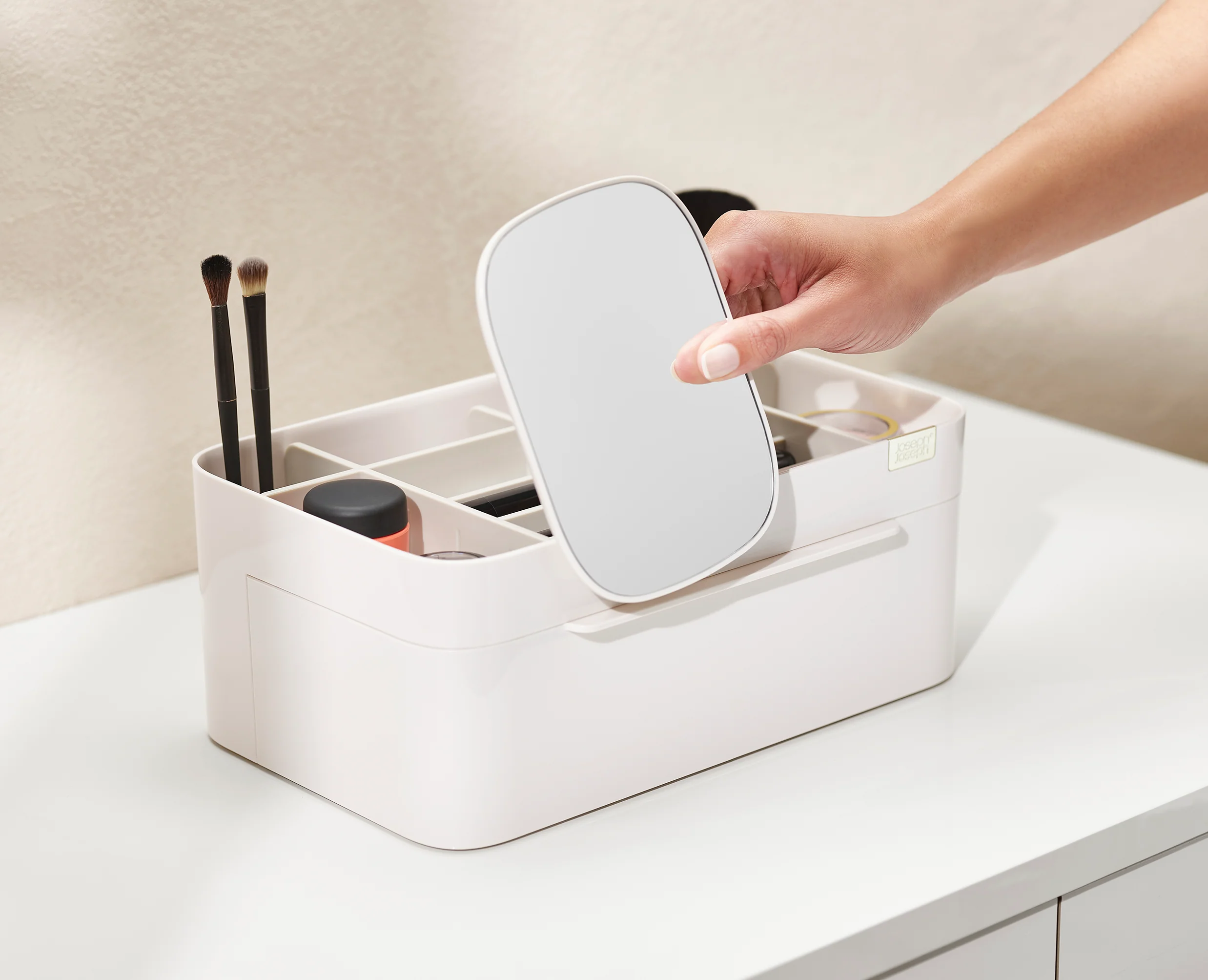 Viva Large Cosmetic Organiser with Removable Mirror - Image 4